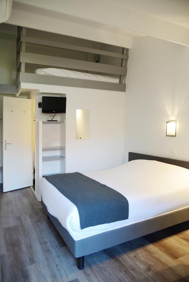 Aerel Hotel Aeroport Бланьяк Экстерьер фото