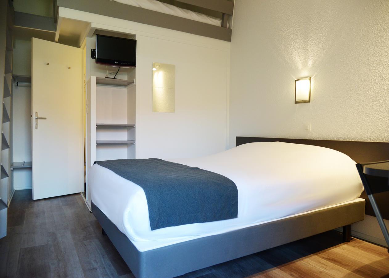 Aerel Hotel Aeroport Бланьяк Экстерьер фото