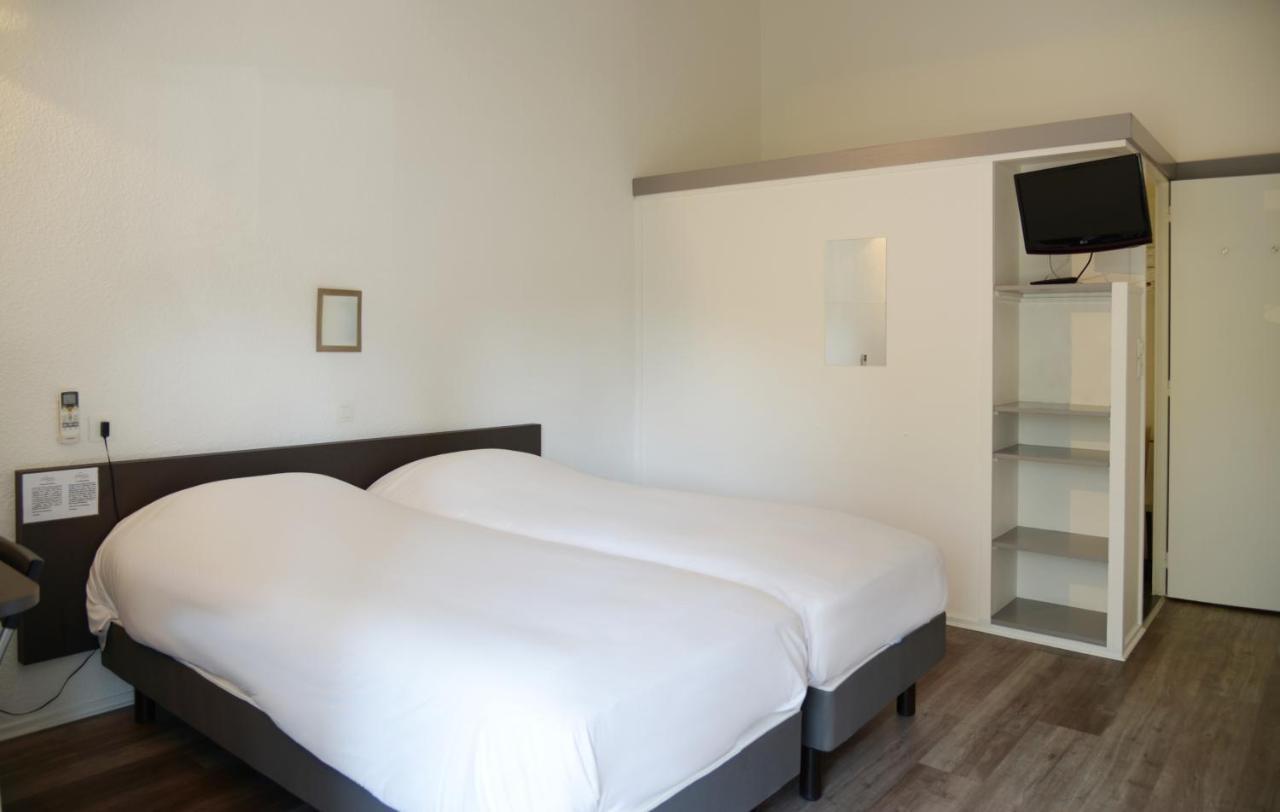 Aerel Hotel Aeroport Бланьяк Экстерьер фото