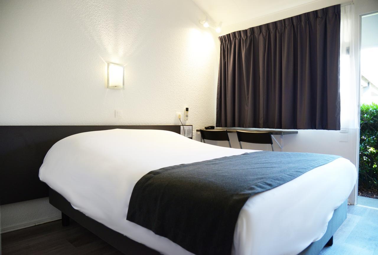 Aerel Hotel Aeroport Бланьяк Экстерьер фото